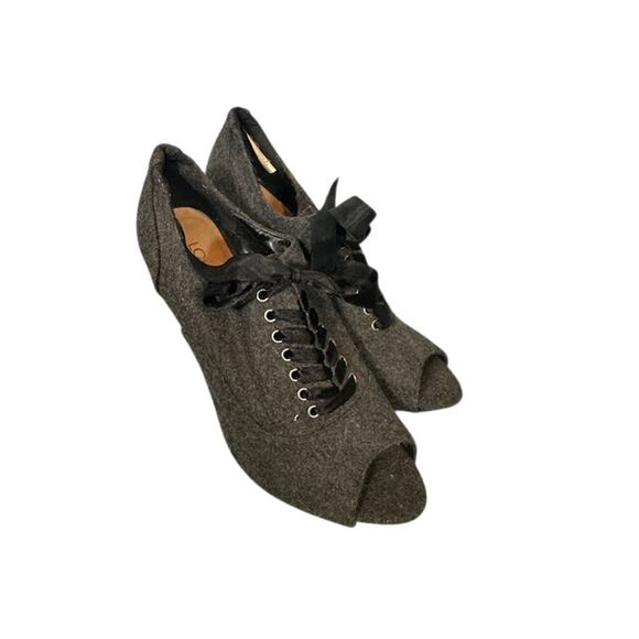 Lauren Conrad Gray Wool Ribbon Laces Open Toe Ankle Booties Women Sz 6.5 - Picture 1 of 12